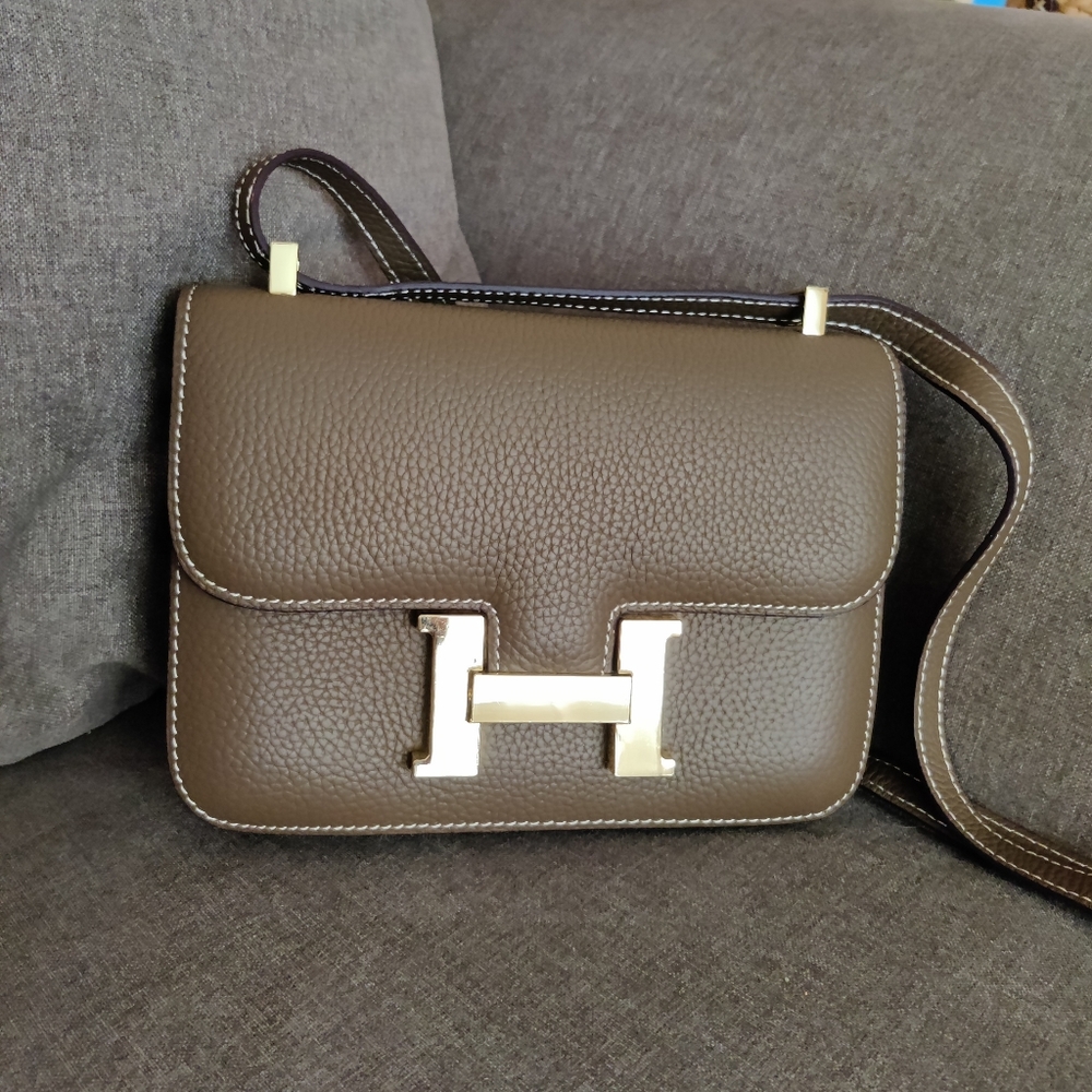 H crossbody bag